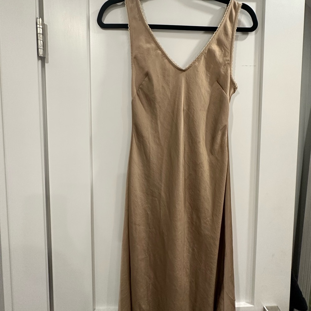 Aritzia Verre Dress
